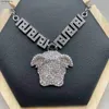 P0jb Pendant Necklaces Hot New Designer Silver Zircon Carved Portrait Pendant Necklace Fashion Luxury Jewelry Wedding Party Banquet High Quality Gifts Wholes