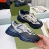 Spor ayakkabı tasarımcısı Rhyton ayakkabıları Çok renkli erkekler kadın eğitmenler vintage chaussures platformu spor ayakkabı çilek fare ağız ayakkabı kutu 228 99