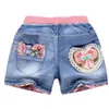 Летние детские короткие джинсовые шорты для девочек, модные короткие джинсы принцессы для девочек, детские штаны, шорты для девочек, одежда с цветочным узором для девочек 240305