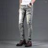 Jeans da uomo 2024 Primavera E Autunno Tendenza Moda Retro Elastico Casual Slim Confortevole Traspirante Pantaloni Piccoli Piedi 28-36