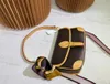 Luxuriöse Designer-Tasche, echtes Leder, Baguette-Taschen, braune Blume, Vintage-Stil, französische Stick-Tasche, vielseitige Unterarmtasche, modische Schulter-Umhängetasche für Damen M45985