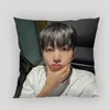 Kudde Musife BoyNextdoor Jaehyun Pillow Case Custom Square Cover Case Zipper 35 40 45 45 cm Drop