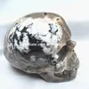 Naturlig vulkan Vocanic Agate Skull Polished UV Reactive Florescerande Crystal Quartz Healing Stone Minerals Human Skull Ristningar Hemdekor Halloween Energi gåva