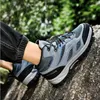 새로운 2024 최고 품질의 남성을 걷는 비 슬립 스포츠 신발 안락한 트레킹 운동화 하이탑 등반 운동화 신발 작업 신발 39-48