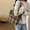 Borsa a tracolla scozzese da donna con coulisse Cartella di grande capacità Hobo Versatile borsa per studenti College Travel Shopping