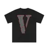 VLONE T-shirt Grande "V" Maglietta da uomo / da donna Coppie Casual Tendenza moda High Street Allentata HIP-HOP Camicia girocollo stampata in cotone 100% TAGLIA USA S-XL 6128