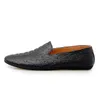 Vrai HBP non marque Slip on Skin Men confortable Chaussures décontractées Chandeurs de mode en cuir authentique