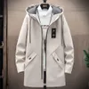 Windbreaker Mens Spring och Autumn New Mid Length Jacket Huven Casual Cortile Clothing