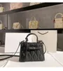 Frosted Mini Bag Luxury Bag Designer Bags PU Holiday Small Bag Women High-End Square Bag Messenger Bag Platinum Lock Handväskor Black Diamond Lattice Handväskor