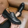 Chaussures habillées grande taille formelle affaires en cuir printemps et automne porter des hommes bas derby mode décontracté D2620