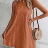 Vestido feminino primavera/verão cor sólida gola redonda pendurado sexy oco bordado