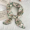 Foulards Idyllic Cleanfit Coton Fille Beige Imprimé Floral Carré Foulard Foulard Foulard Élégant Polyvalent Sac Poignée Wrap