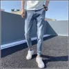 2024 neue elastische und herbstliche Stil helle farbige verkürzte Jeans für Männer gerades Bein Frühling Slim Fit Freizeithosen