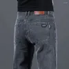 Jeans da uomo Pantaloni da cowboy maschili Pantaloni da lavoro Pantaloni attillati per uomo Slim Fit con tasche Abiti skinny alla moda coreana Y2k anni 2000 Morbidi