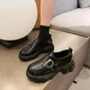 Sıradan Ayakkabı Kadın Loafers Sonbahar Yuvarlak Toe Siyah Daireler Kürkli Kadın Spor Ayakkabıları Bayanlar Ayakkabı Platformu Sonbahar Bahar