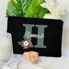 Kosmetiska väskor Personlig DIY -namn Pouch för damer Make Up Case Green Inledande blommig grafisk dragkedja Organisator Kvinnlig lagring