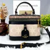 Barato Venta al por mayor Liquidación limitada 50% de descuento Bolso Hong Kong Bolsa de cubo de agua premium Nueva moda Caja de almuerzo para mujer Contraste Color Un hombro Bolso cruzado