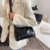 Boston Bags – petit sac à bandoulière de bonne qualité pour femmes, tendance automne et hiver, Niche polyvalente, couleur unie, épaule unique