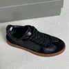 Yürüyüş ayakkabıları Alman eğitim düz dipli yak üst tabakalı cowhide açık kamp spor spor ayakkabılar gerçek deri kadın botları