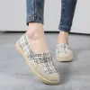 Stövlar Pupuda 2022 Casual Flat Shoes Women New Slip On Women Loafers Bekväma båtskor Sneakers Ladies