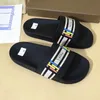 2024 New Designer Cotton Slippers Comfort Shoes Flats Wine Red Black Pink Gray Bean Paste Men Women Size