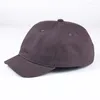 Bonés de bola 4.5cm Soft Top Short Brim Cap Baseball Pequeno para Homens Mulheres