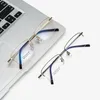ビジネスマン超軽量純粋なメガネフレームのための純粋なメガネ処方眼鏡の眼鏡半分リムアイウェア240314