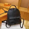 2024 nova chegada de alta qualidade bolsa de couro do plutônio das mulheres mochila designer mochilas sacos moda casual feminina pequena mochila estilo