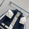 Vestes pour femmes doudoune col montant à capuche courte version slim couleur contraste double poches confort chaud 2024 automne hiver