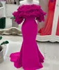 Fuchsia volants cou robes de soirée sans bretelles sirène robe de bal Satin balayage Train femmes vestidos de novia