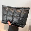 Borse per cosmetici Borsa per trucco da donna Borsa portaoggetti trapuntata imbottita Organizzatore di grande capacità Viaggio in tinta unita