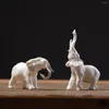 Dekorative Figuren China Weißer Elefant Blanc De Chine Kunstwerk Dehua Keramikhandwerk Mini-Tierfigur Kunstsammlungen Neo-Chinesisch