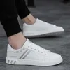 HBP icke-varumärke lågt pris platt män sneakers casual promenadstil enkla skor