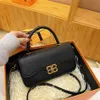 Портативные женские сумки Litchi с буквой B со скидкой 60% в интернет-магазине