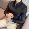 Koszulki mężczyzn Męska czarna koszula biznesowa i ubrania w paski bluzki Oryginalna moda 2024 elegancka chłodna z rękawami jedwabna Azja towarzyska