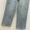 Kostenloser Versand 2024 Blue Letter Stickerei Gerade Lose Knöpfe Damen Jeans Designer Damen Denim Hosen 31719