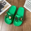 HBP Non-Marque En Gros Spot Dames EVA Plate-Forme Sandale Augmenter La Hauteur Une Ligne Porter Des Pantoufles Antidérapantes À La Maison Décontractées