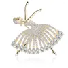 Broscher eleganta fashionabla balettdansare tjej brosch stift för kvinnor söt charmig lyxig halsringning corsage kläder accessoarer gåvor