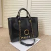 Borse classiche badge metallica tote piccola borse da sera capacità femminile grande zaino in pelle con spalla in pelle fjae vendita del 60% fuori dal negozio online