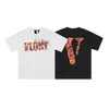 Vlone T-Shirt Büyük "V" Tshirt Erkekler / Kadın Çiftleri Sıradan Moda Trendi High Street Gevşek Hip-Hop100% Pamuklu Baskılı Yuvarlak Boyun Boyutu S-XL 6124