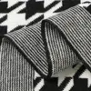 Modny wzór Houndstooth Born Born Girl Wrap Wrap Swadddle Cotton Knit Dziurki dla dzieci Sofa Sofa Miękka kołdra 240313