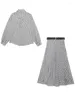 Arbetsklänningar Kumsvag 2024 Summer Women Plaid 2 Piece Set Suits Fashion Loose Satin Shirts Tops and kjolar Female Street Suit Clothing