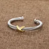 Bijoux de mode de créateurs Twisted X Bracelet Gold Charm Sliver 925 Bracelets en argent sterling Tressé Croix Bracelet Diamant Zircon Cadeau d'anniversaire de luxe pour les femmes 804