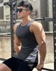 Sports tank tops män fitness snabb torr ärmlös undertröja kroppsbyggande män väst sommar träning träning Vest Casual Clothing 240318