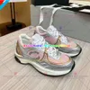 2024 Scarpe da corsa firmate Chanelshoes Brand Channel Sneakers da donna Scarpe casual stringate di lusso Classic Trainer Sdfsf Tessuto effetto pelle scamosciata City Gsfs 623