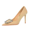 Geklede schoenen Hoge hakken voor dames Holle strass Italiaans design Effen kleur Puntige pumps Stiletto Party Echt leer