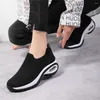 Casual Schoenen Kous Zonder Vetersluiting Vrouwen 2024 Running Sneakers Dame Loafers Merk Sport Tenia Bascminimalist Modellen YDX1