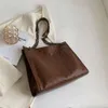 Bolso de equipaje de gran capacidad para mujer 2024 bolso de viaje de clase con cadena de hombro moderno y a la moda