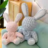 Explosieve kleine wierook Diamond konijnpop Doll Bow Tie Long Ear Rabbit Comfort Kussen Diamant-ingelegde konijnenfabrikanten