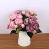 装飾的な花の花の花束5ヘッド人工バラのつぼみ結婚式のプラスチックシルク布フェイクパープル